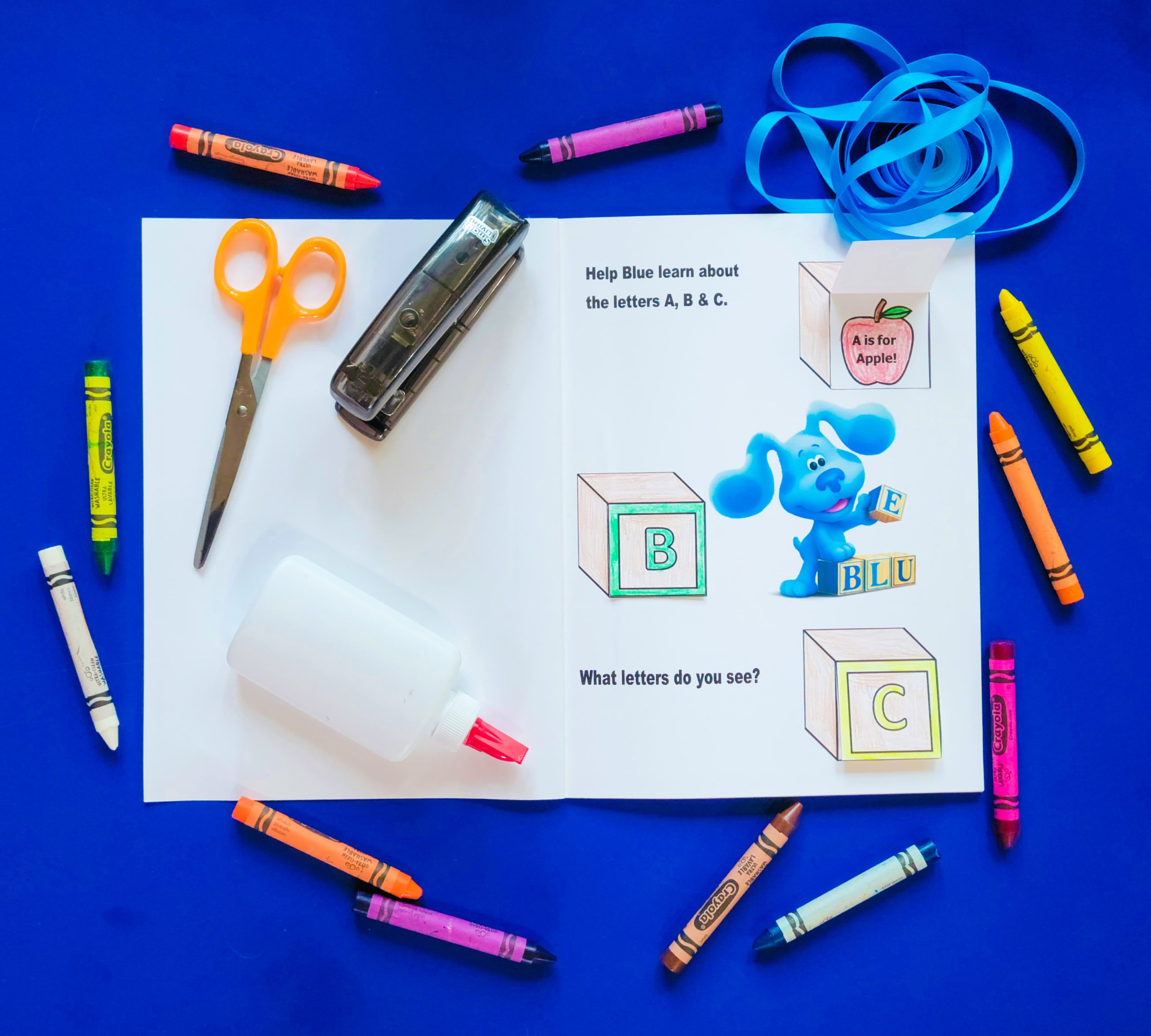 Blue's Clues & You! Let's Learn With Blue DIY Lift Flap Book Craft